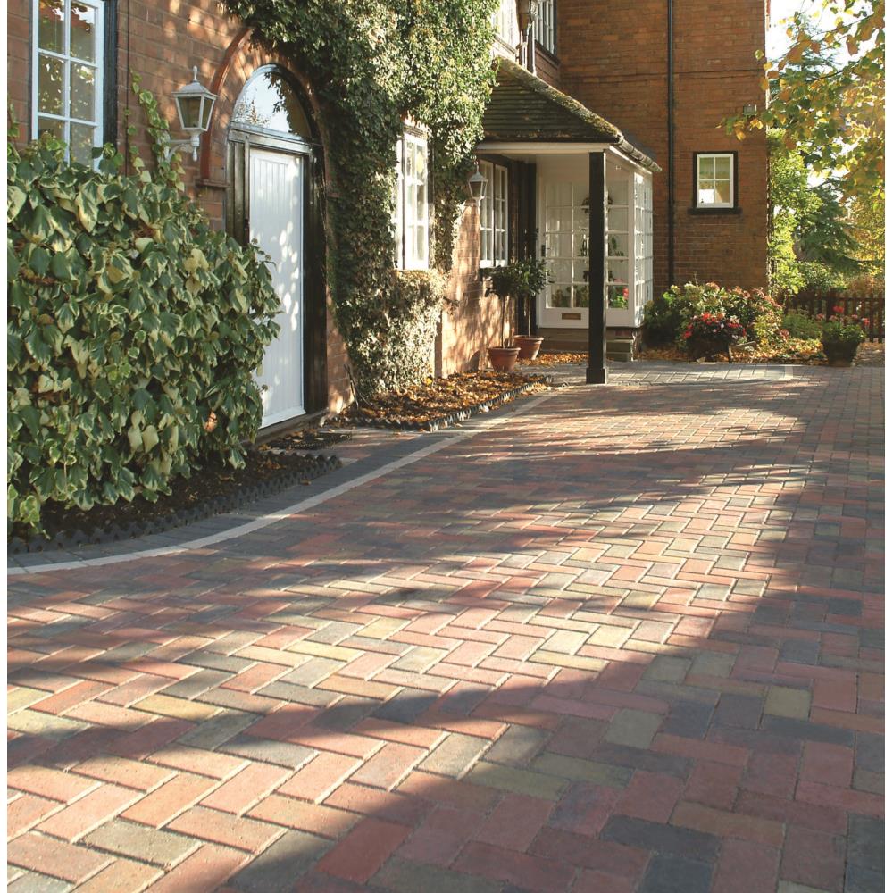 Paving-and-Walling